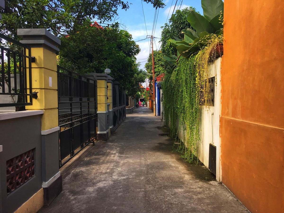 Отель Pojok Pas Джокьякарта Экстерьер фото